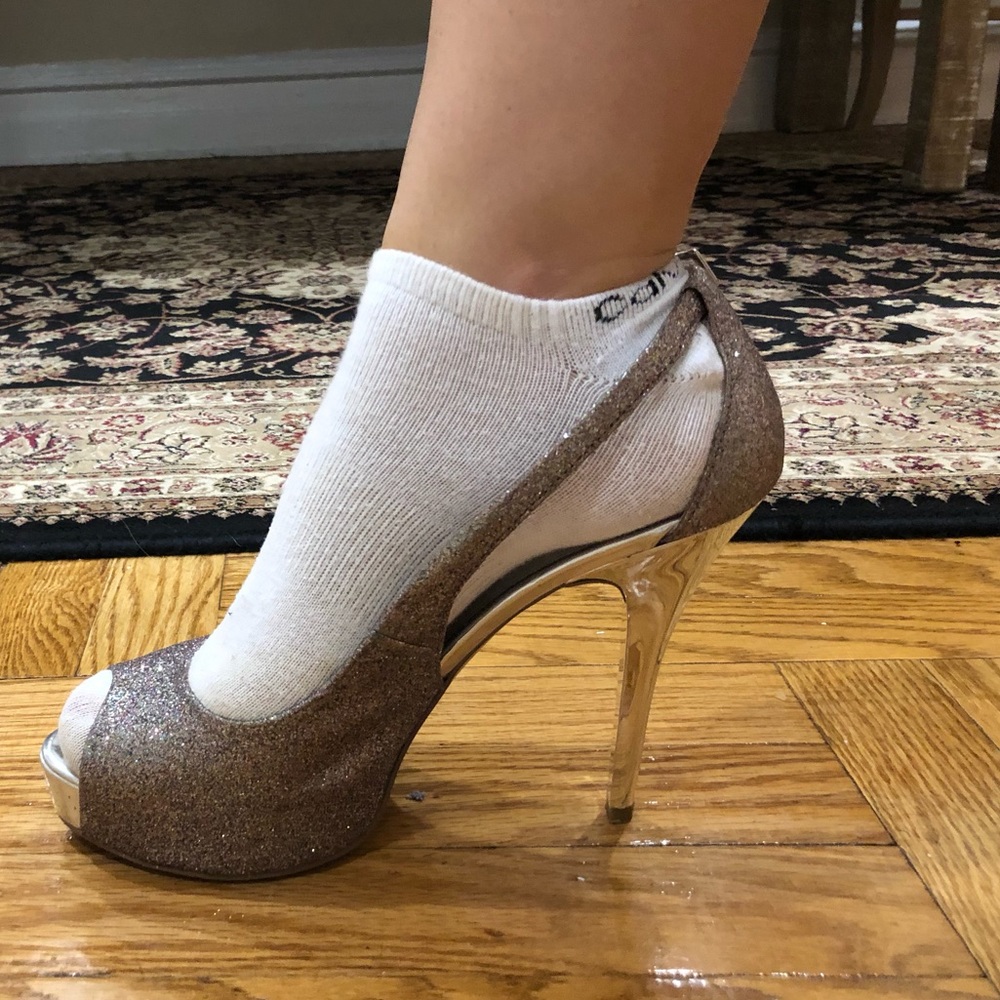 Guess Heels - Picture 11 of 13